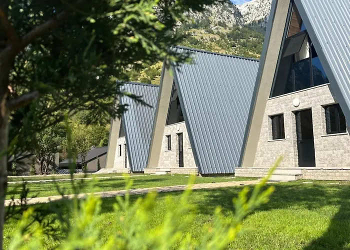 The Overlook Villa *