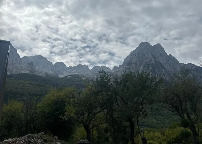 The Overlook Villa Boge